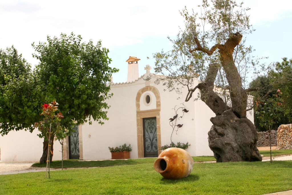Masseria Quis Ut Deus Crispiano Exterior foto