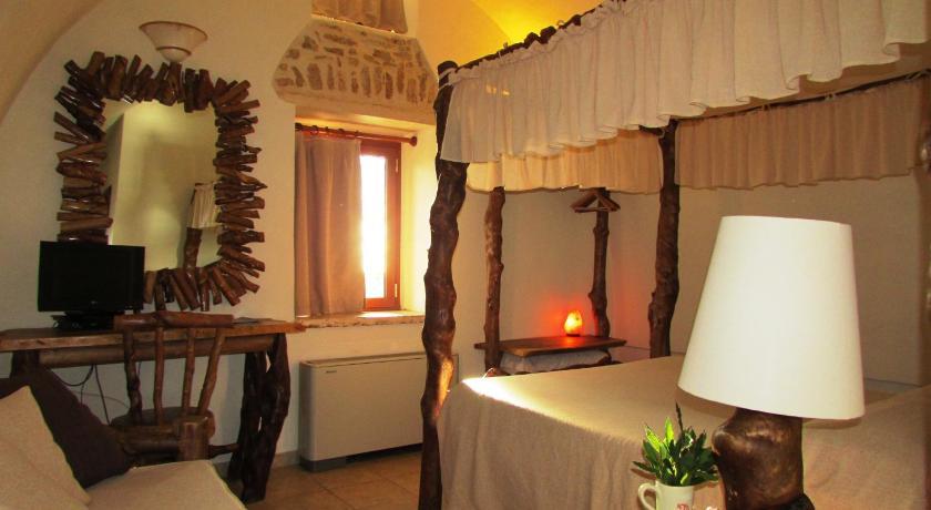 Masseria Quis Ut Deus Crispiano Habitación foto